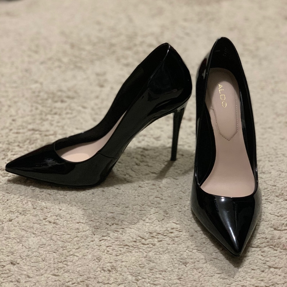Black Patent Leather Pump NWOT